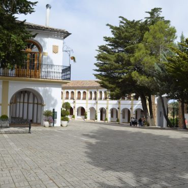 Santuario de la Virgen de Cortes en Alcaraz Turismo | El Origen del Vino