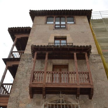 Casas Colgadas en Cuenca | El Origen del Vino