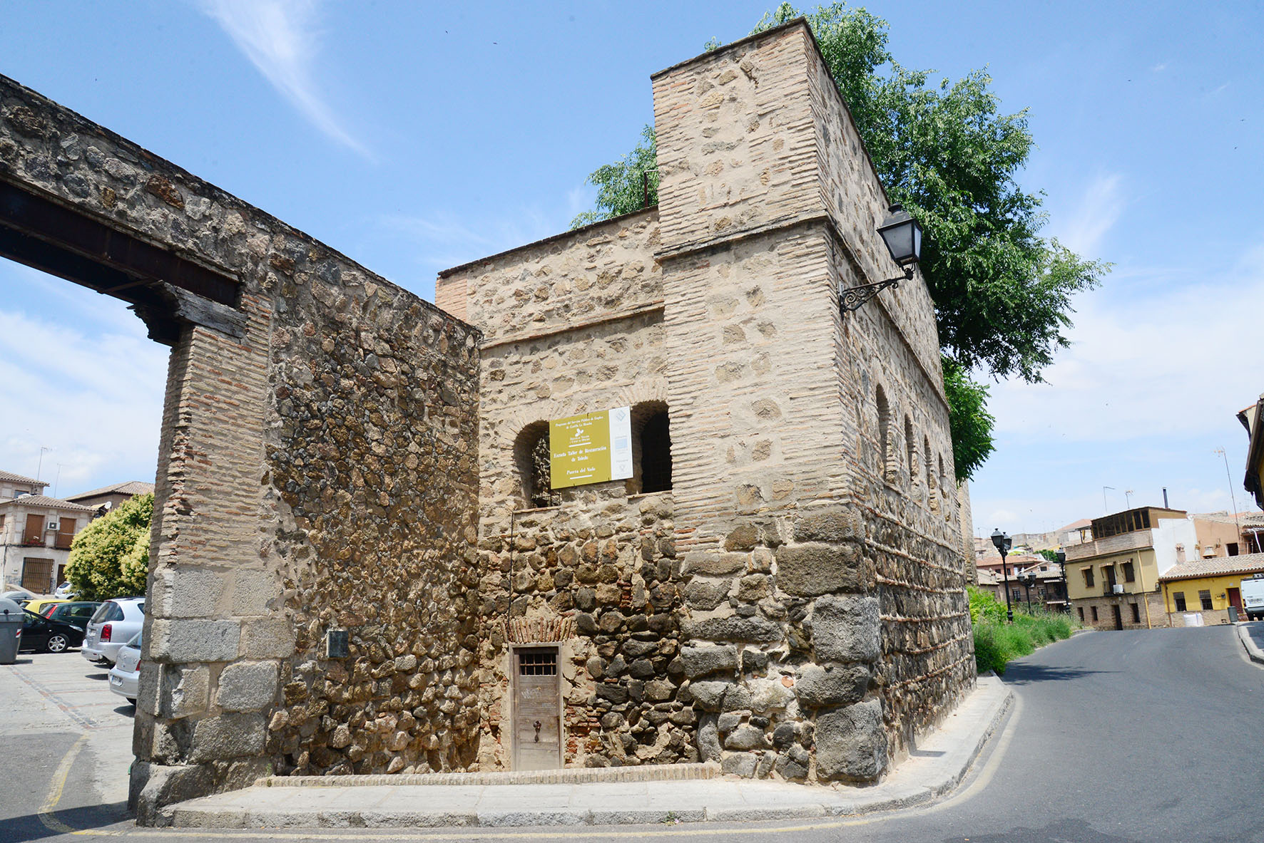 Puerta del Vado y Torre Almofala
