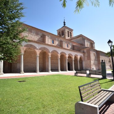 Iglesia de Santa María en Olmedo | Ruta del Vino de Rueda
