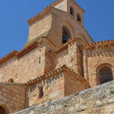 Iglesia de Santa María en San Esteban del Gormaz Turismo | El Origen del Vino