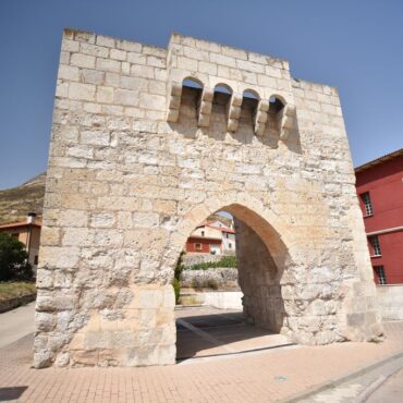 Arco Magdalena Curiel de Duero Turismo | Ruta del Vino Ribera del Duero