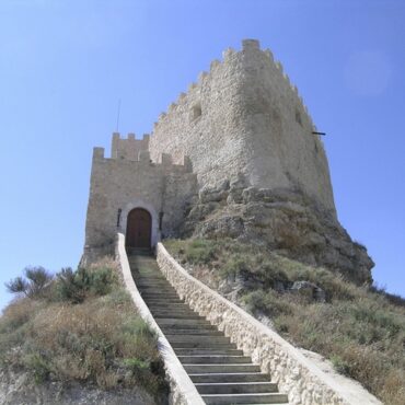 Castillo de Curiel de Duero Turismo | Ruta del Vino Ribera del Duero