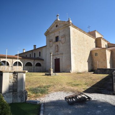 Convento del Carmen en Peñaranda de Duero Turismo | Vinos Ribera del Duero
