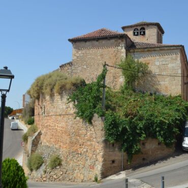Iglesia de San Esteban en Roa de Duero Turismo | El Origen del Vino
